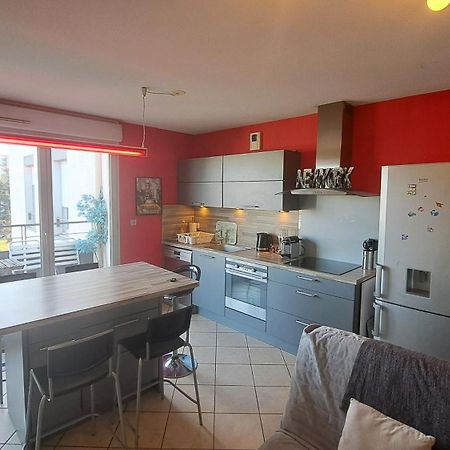 Appartement Cosy 3 Pieces Avec Garage Privatif Saint-Priest  Kültér fotó