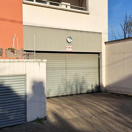 Appartement Cosy 3 Pieces Avec Garage Privatif Saint-Priest  Kültér fotó