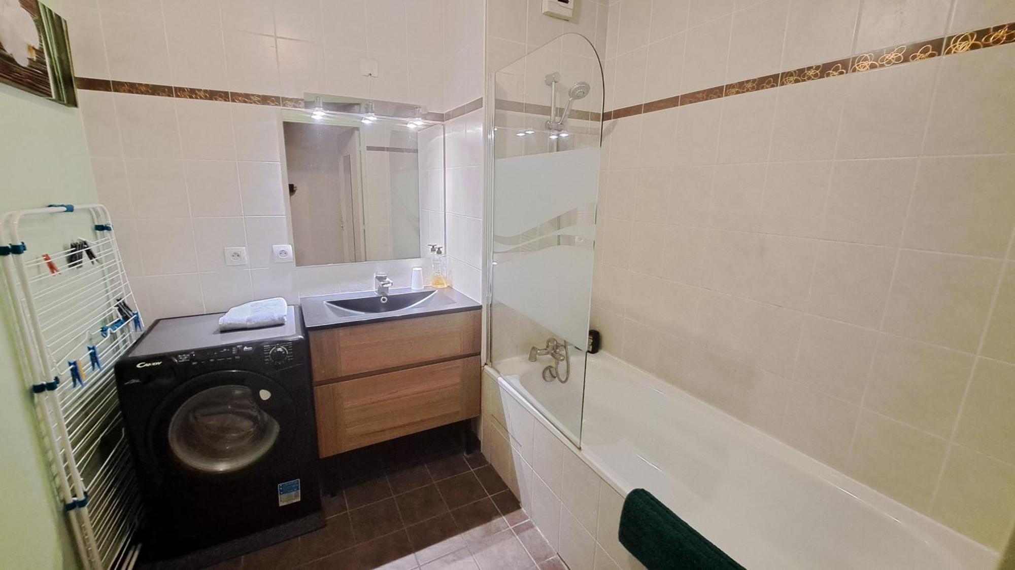 Appartement Cosy 3 Pieces Avec Garage Privatif Saint-Priest  Kültér fotó